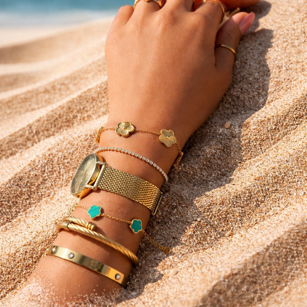 Clover Line Bracelet