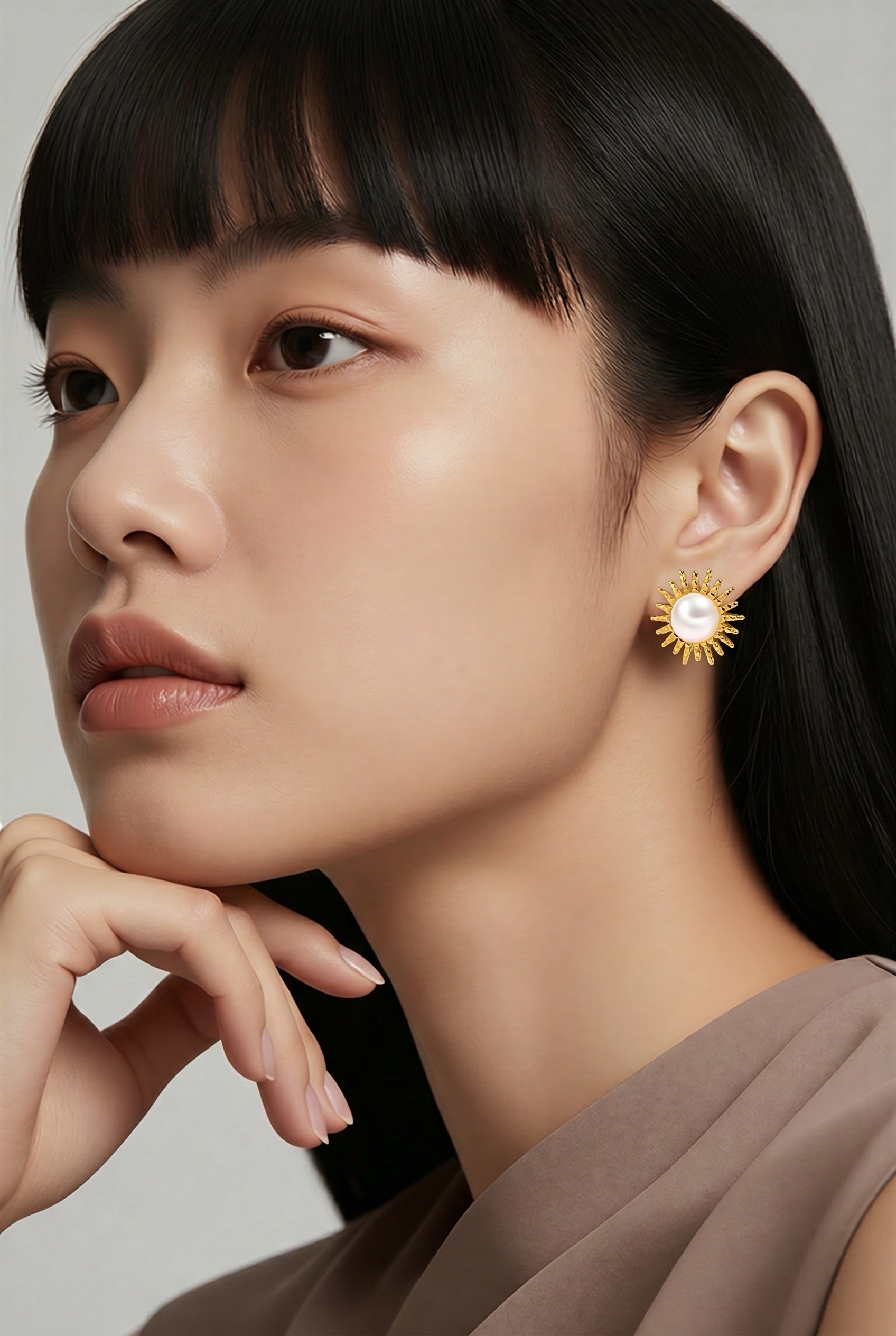 Sun Pearl Stud Earrings